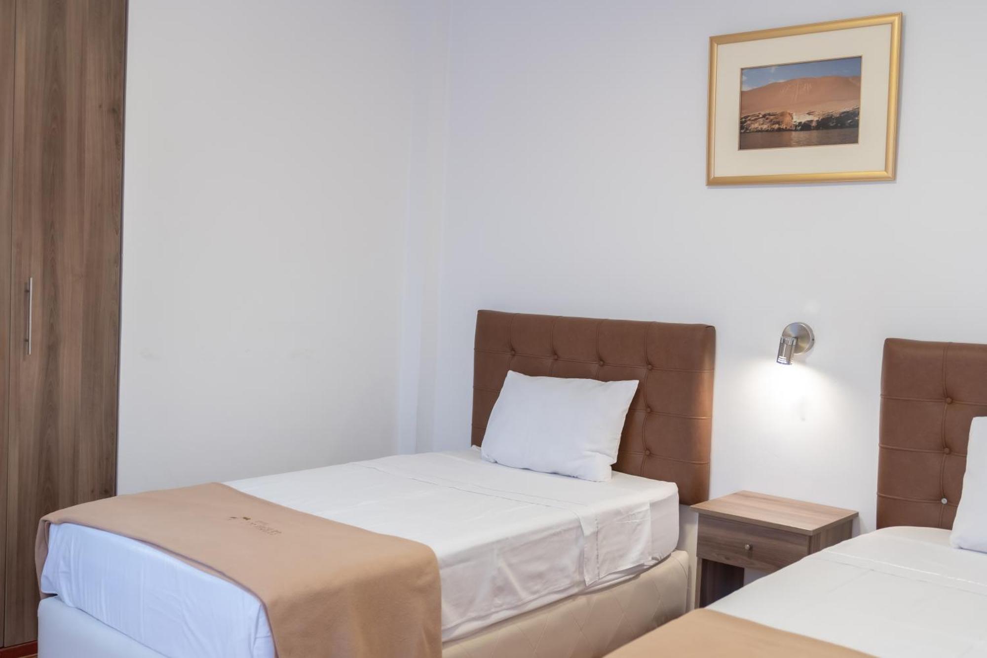 Hostal Los Frayles パラカス エクステリア 写真